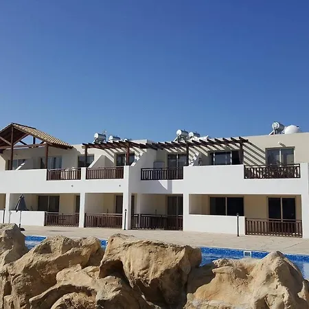 With Shower E3, Full Kitchen, Poolside, Free Wifi Διαμέρισμα