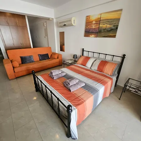 With Shower E3, Full Kitchen, Poolside, Free Wifi Διαμέρισμα *