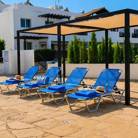 With Shower E3, Full Kitchen, Poolside, Free Wifi Διαμέρισμα Πέγεια